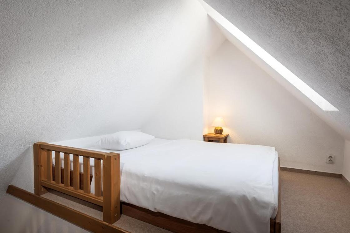 Apartmanovy Dom Vila Maros Pavčina Lehota Eksteriør billede