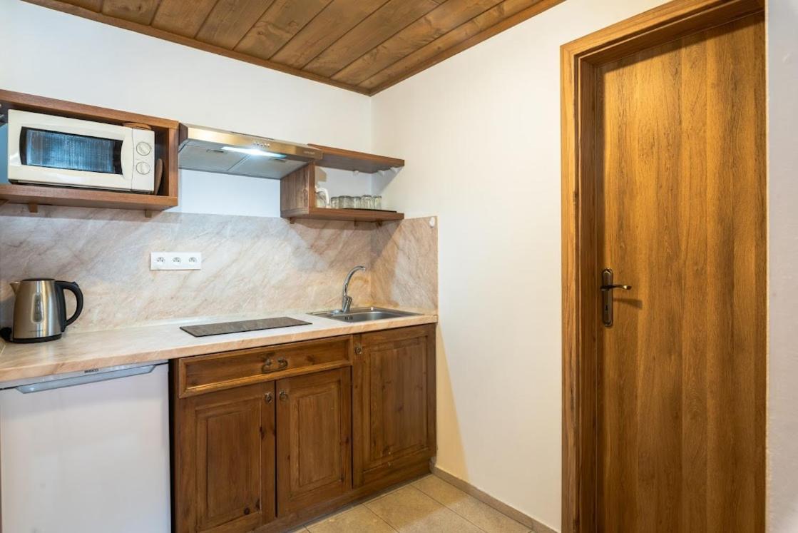 Apartmanovy Dom Vila Maros Pavčina Lehota Eksteriør billede