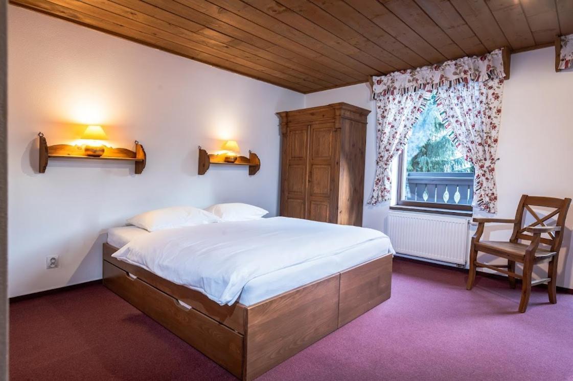 Apartmanovy Dom Vila Maros Pavčina Lehota Eksteriør billede