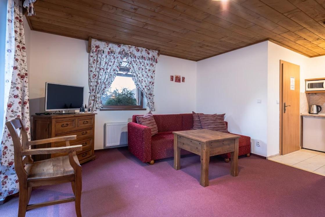Apartmanovy Dom Vila Maros Pavčina Lehota Eksteriør billede